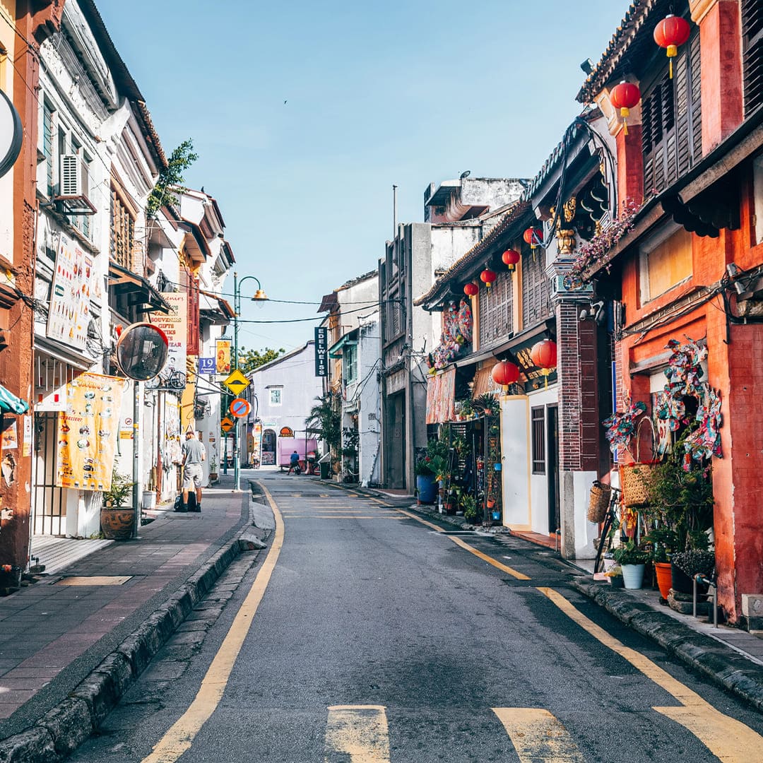 Malaysia Unveiled: Towers, Temples & Tropical Isles